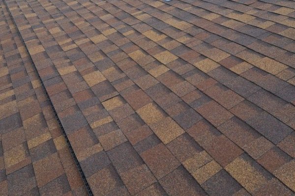 Owens Corning TruDefinition Duration Shingles in Desert Rose color